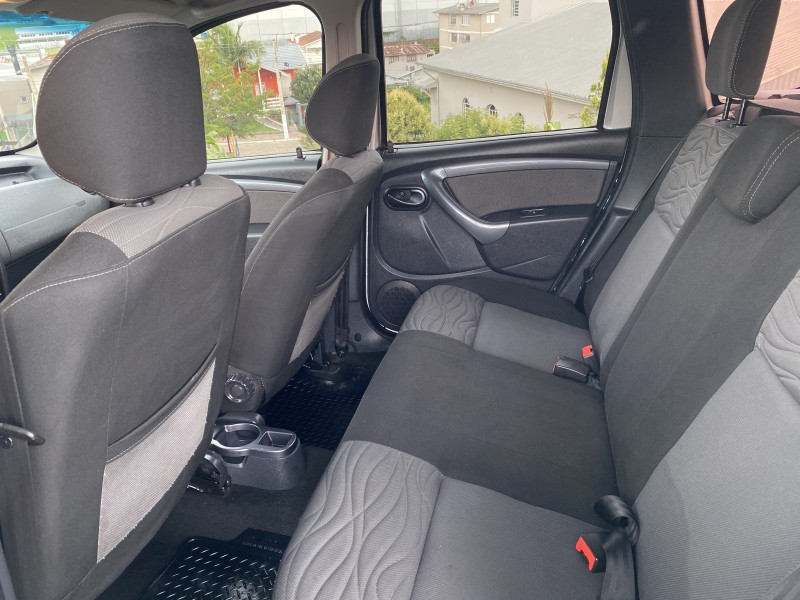 DUSTER 1.6 DYNAMIQUE 4X2 16V FLEX 4P MANUAL - 2013 - CARLOS BARBOSA