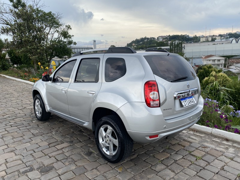 DUSTER 1.6 DYNAMIQUE 4X2 16V FLEX 4P MANUAL - 2013 - CARLOS BARBOSA