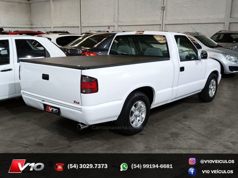 S10 2.2 EFI DLX 4X2 CS 8V GASOLINA 2P MANUAL - 1996 - CAXIAS DO SUL