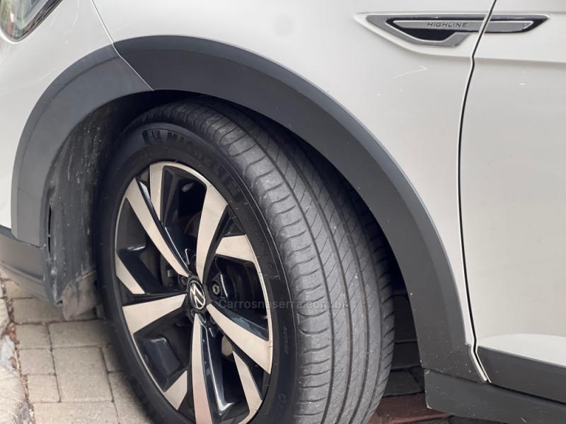 NIVUS 1.0 TSI HIGHLINE FLEX 4P AUTOMÁTICO - 2021 - SAPUCAIA DO SUL