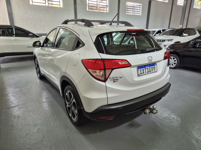 HR-V 1.8 16V FLEX LX 4P MANUAL - 2017 - GARIBALDI