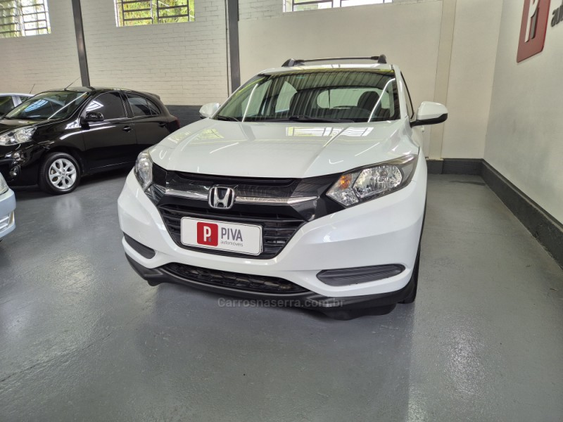 HR-V 1.8 16V FLEX LX 4P MANUAL - 2017 - GARIBALDI