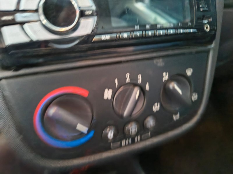 CORSA 1.4 MPFI MAXX 8V FLEX 4P MANUAL - 2012 - CAXIAS DO SUL