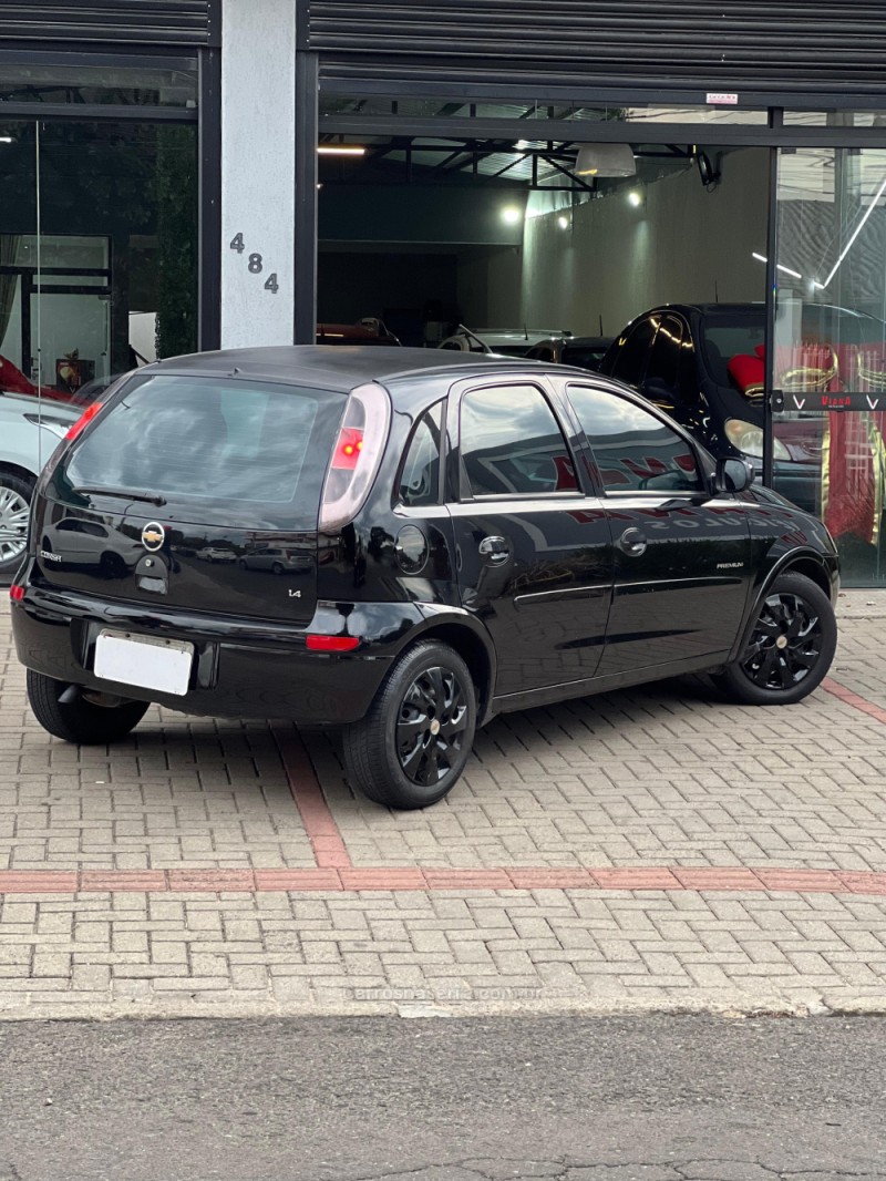 CORSA 1.4 MPFI PREMIUM 8V FLEX 4P MANUAL - 2009 - SAPUCAIA DO SUL