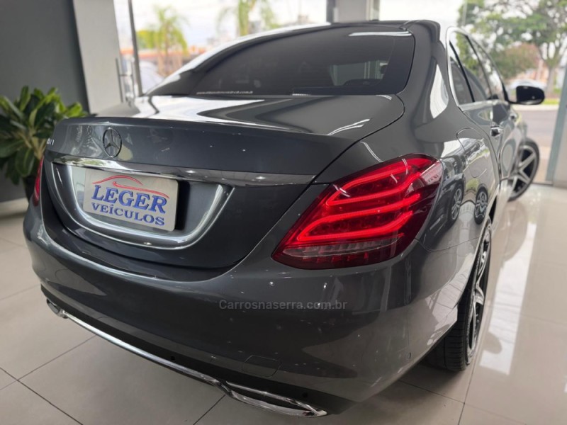 C 180 1.6 CGI AVANTGARDE 16V TURBO FLEX 4P AUTOMÁTICO - 2018 - SãO LEOPOLDO
