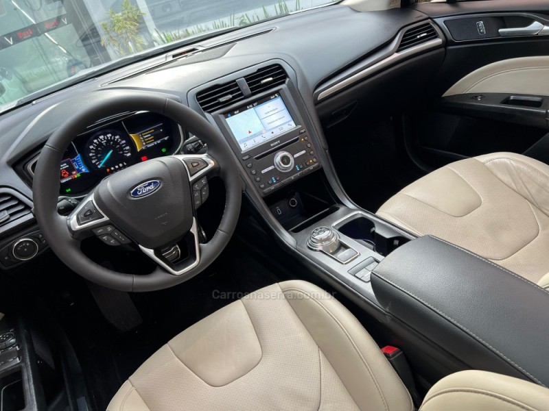 FUSION 2.0 TITANIUM PLUS 16V HÍBRIDO 4P AUTOMÁTICO - 2017 - SAPUCAIA DO SUL