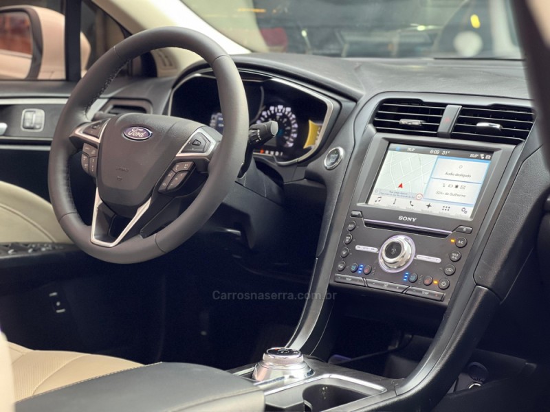 FUSION 2.0 TITANIUM PLUS 16V HÍBRIDO 4P AUTOMÁTICO - 2017 - SAPUCAIA DO SUL