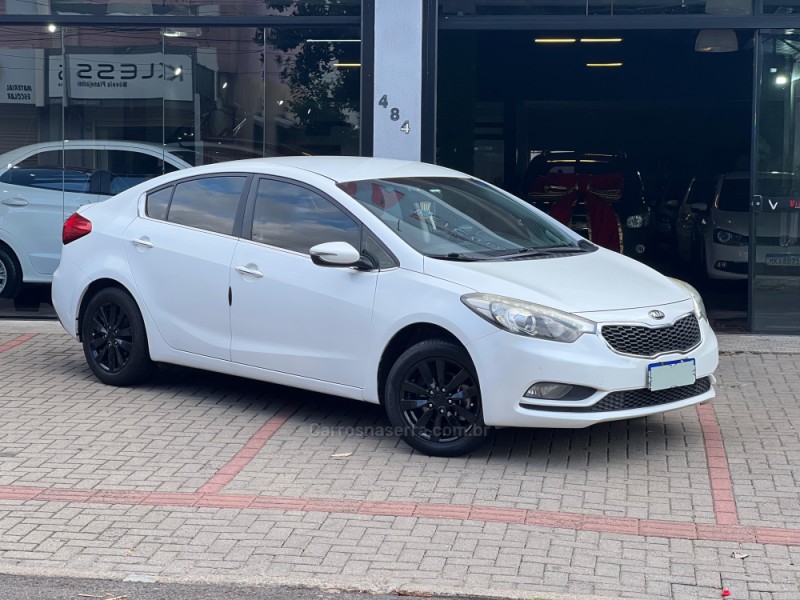 cerato 1.6 sx3 16v flex 4p automatico 2014 sapucaia do sul