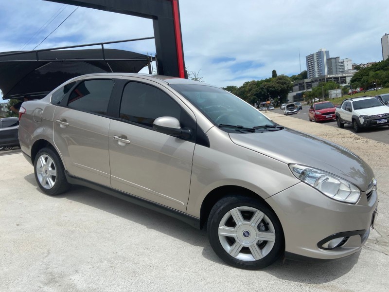 grand siena 1.4 mpi attractive 8v flex 4p manual 2014 caxias do sul