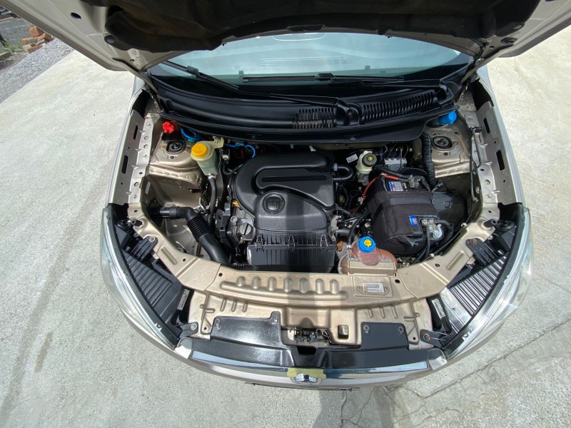 GRAND SIENA 1.4 MPI ATTRACTIVE 8V FLEX 4P MANUAL - 2014 - CAXIAS DO SUL