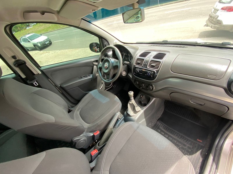 GRAND SIENA 1.4 MPI ATTRACTIVE 8V FLEX 4P MANUAL - 2014 - CAXIAS DO SUL