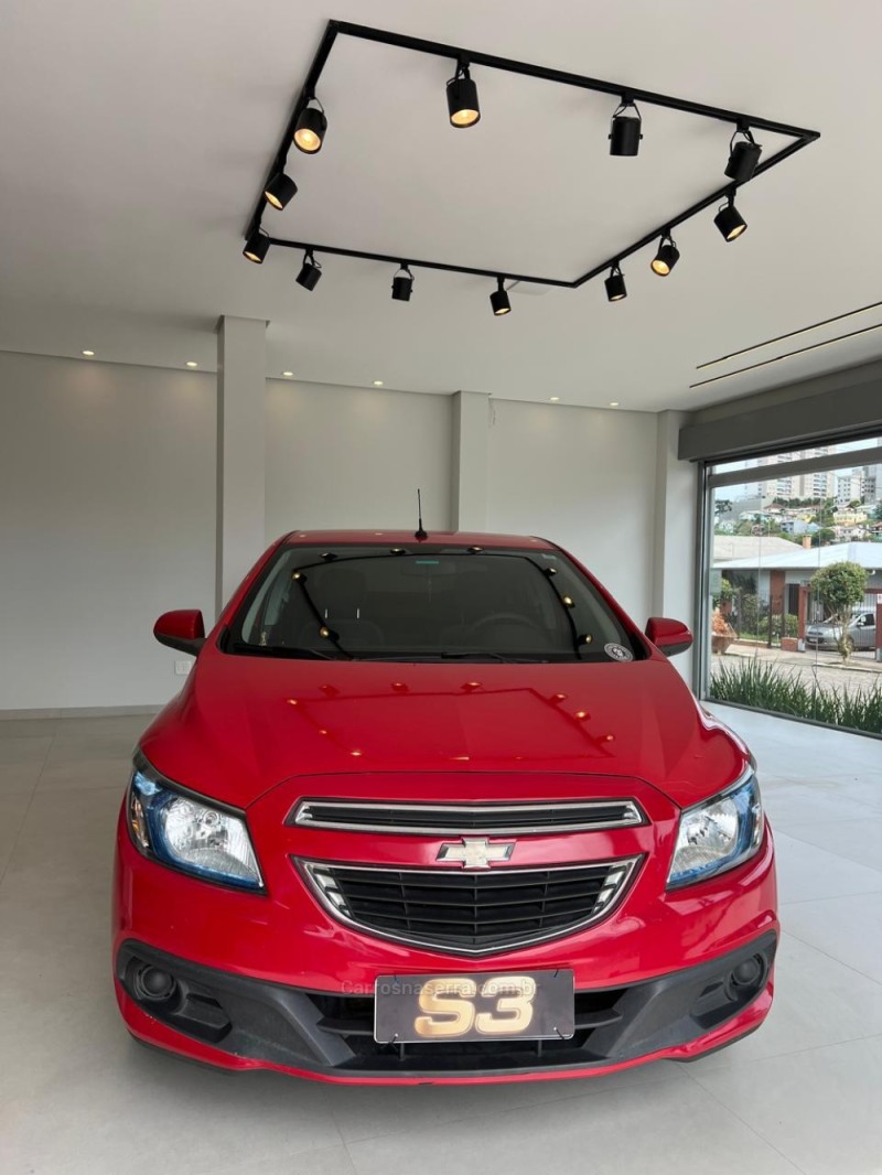 PRISMA 1.4 MPFI LT 8V FLEX 4P MANUAL - 2014 - CAXIAS DO SUL