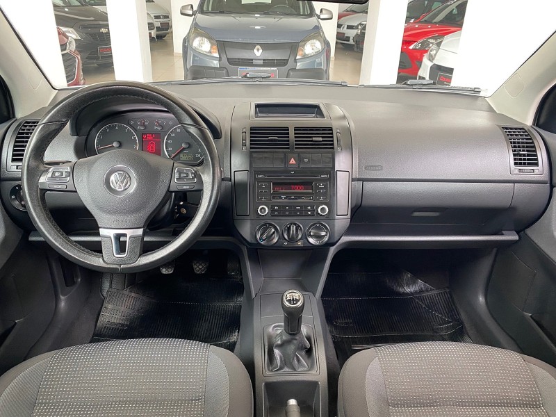 POLO 1.6 MI 8V FLEX 4P MANUAL - 2013 - CAXIAS DO SUL
