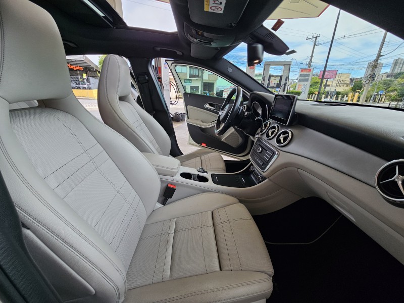 GLA 250 2.0 SPORT 16V TURBO 4X4 4P AUTOMÁTICA - 2016 - CAXIAS DO SUL