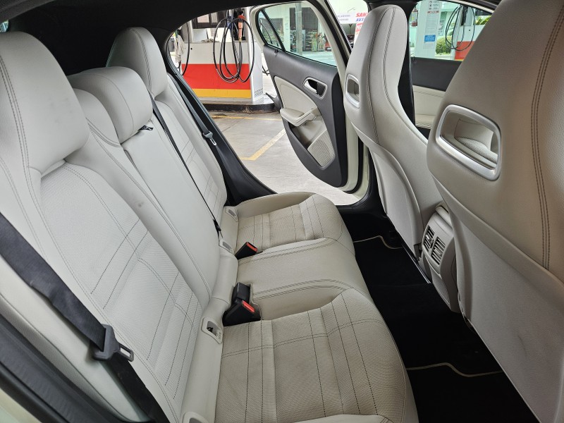 GLA 250 2.0 SPORT 16V TURBO 4X4 4P AUTOMÁTICA - 2016 - CAXIAS DO SUL