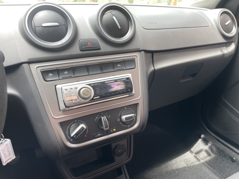 VOYAGE 1.6 MI CITY 8V FLEX 4P MANUAL - 2014 - CAXIAS DO SUL