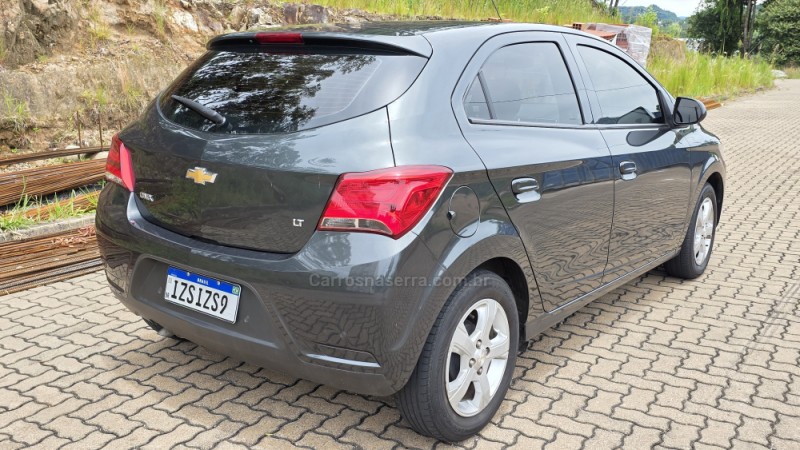 ONIX 1.4 MPFI LT 8V FLEX 4P MANUAL - 2019 - SãO MARCOS