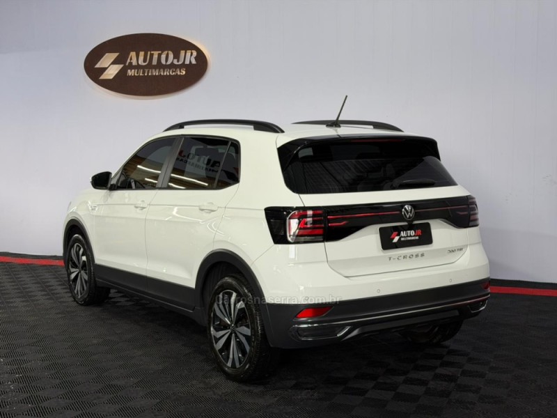 T-CROSS 1.0 COMFORTLINE TSI FLEX 4P AUTOMÁTICO - 2022 - VACARIA