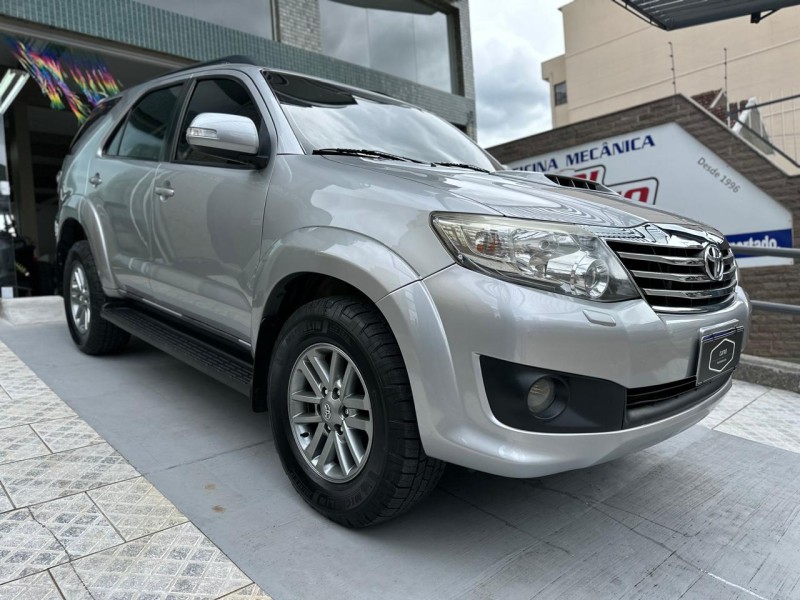 HILUX SW4 3.0 SRV 4X4 16V TURBO INTERCOOLER DIESEL 4P AUTOMÁTICO - 2015 - CAXIAS DO SUL