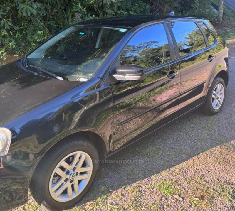 POLO 1.6 MI 8V E-FLEX 4P MANUAL - 2013 - GRAMADO