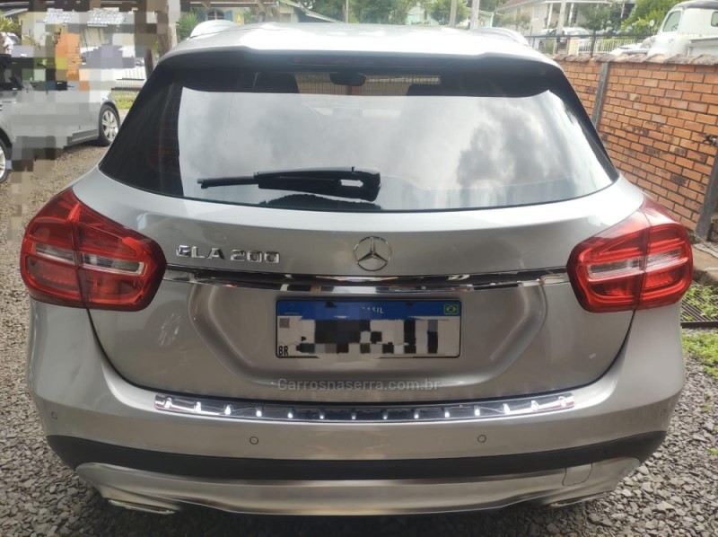 GLA 200 1.6 CGI ADVANCE 16V TURBO GASOLINA 4P AUTOMÁTICO - 2015 - GRAMADO