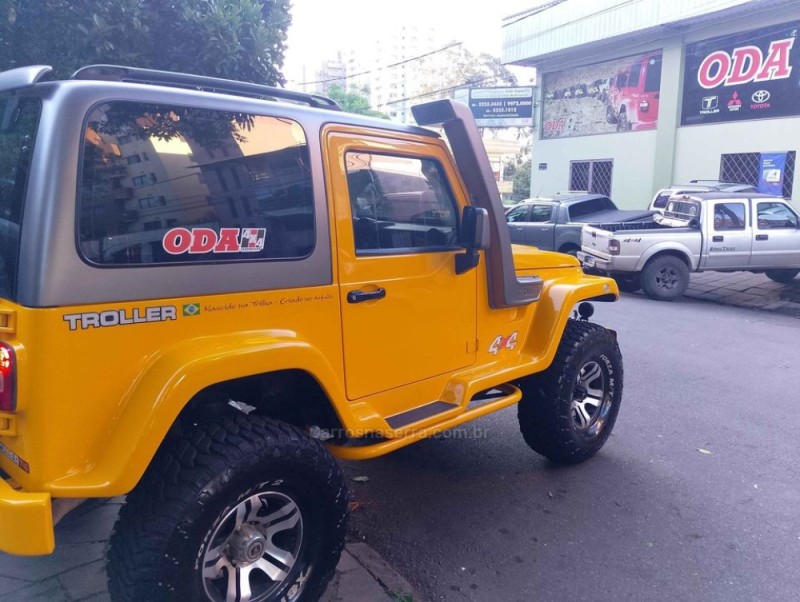 T4 3.0 TETO RÍGIDO 16V TURBO ELETRONIC DIESEL 2P MANUAL - 2010 - CAXIAS DO SUL