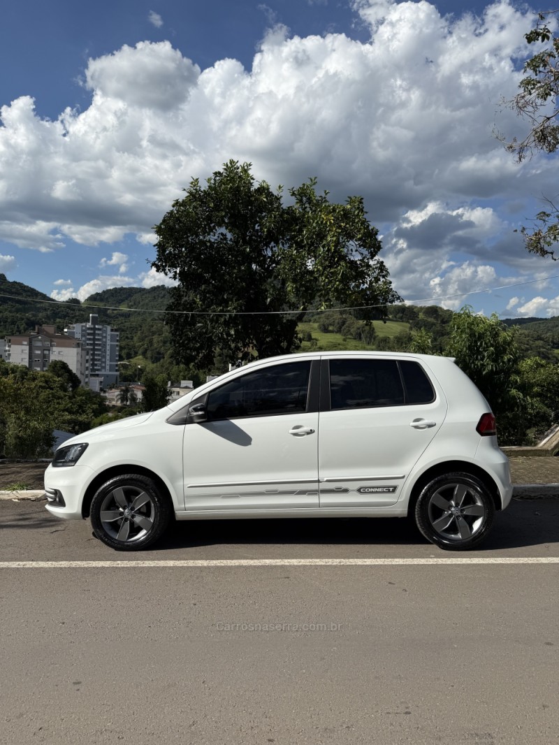 FOX 1.6 CONNECT 8V FLEX 4P MANUAL - 2019 - NOVA ARAçá