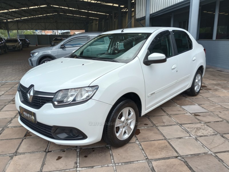 LOGAN 1.6 EXPRESSION 8V FLEX 4P MANUAL