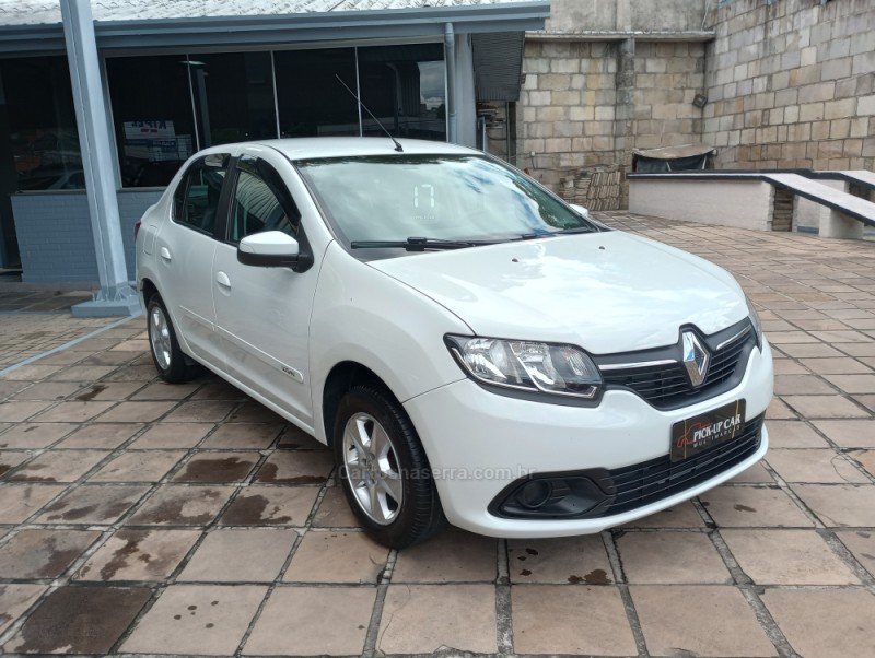 LOGAN 1.6 EXPRESSION 8V FLEX 4P MANUAL - 2017 - CAXIAS DO SUL