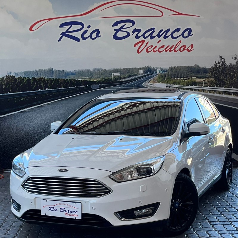 FOCUS 2.0 TITANIUM PLUS 16V FLEX 4P AUTOMÁTICO