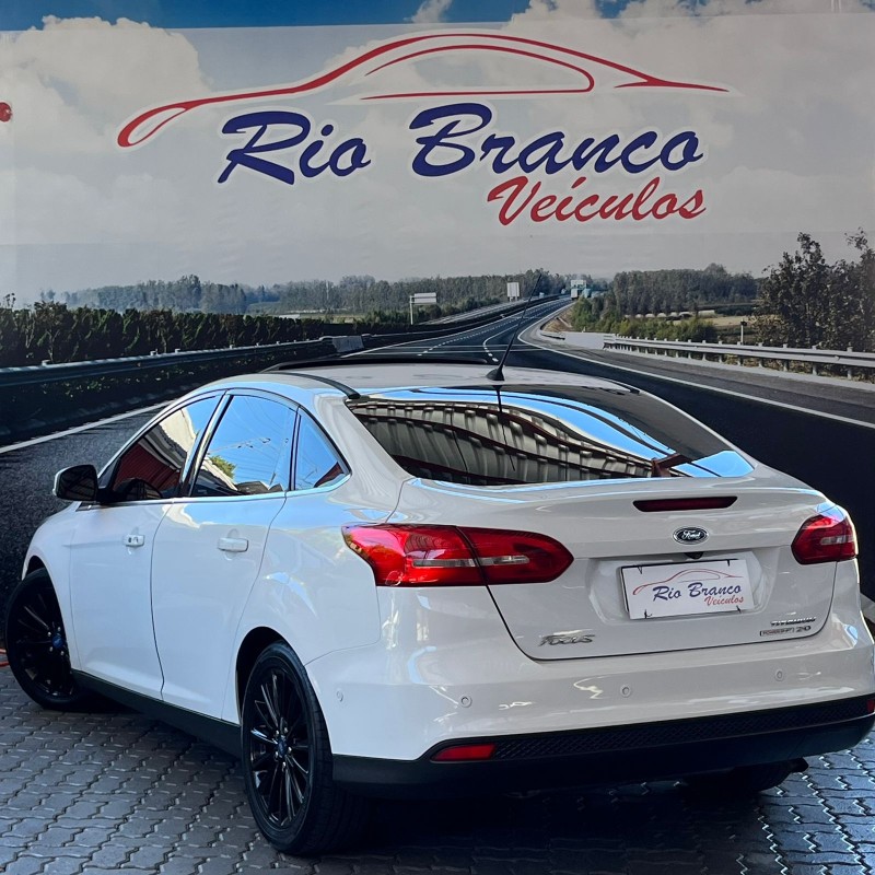 FOCUS 2.0 TITANIUM PLUS 16V FLEX 4P AUTOMÁTICO - 2016 - CAXIAS DO SUL