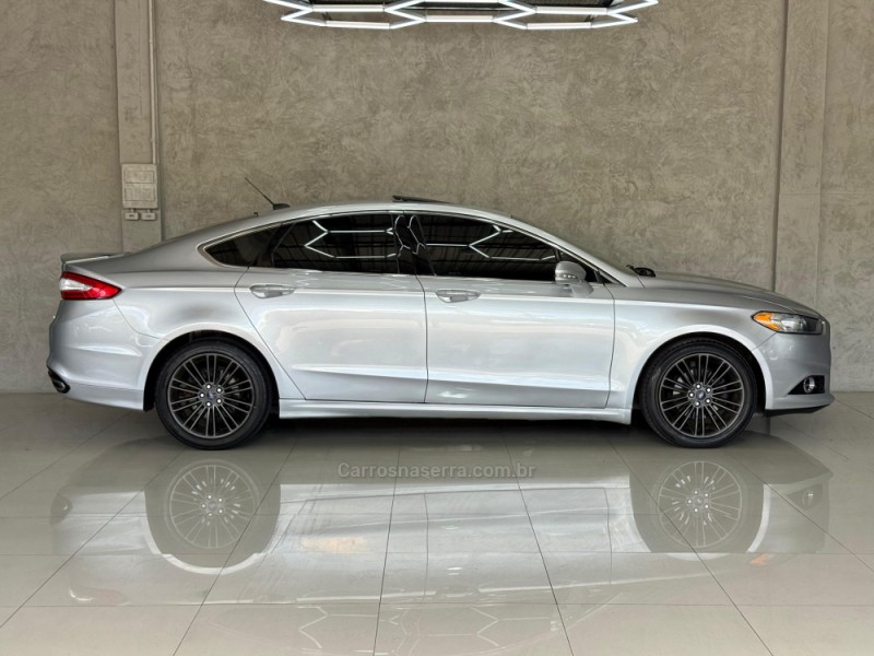 FUSION 2.0 TITANIUM FWD 16V GASOLINA 4P AUTOMÁTICO - 2014 - CAXIAS DO SUL