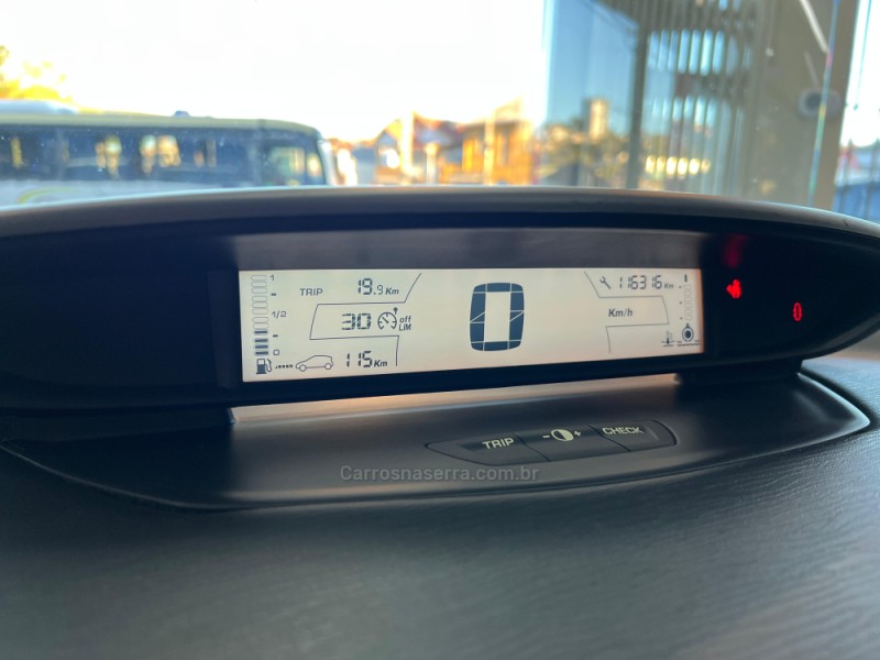 C4 1.6 TENDANCE 16V FLEX 4P MANUAL - 2014 - CAXIAS DO SUL