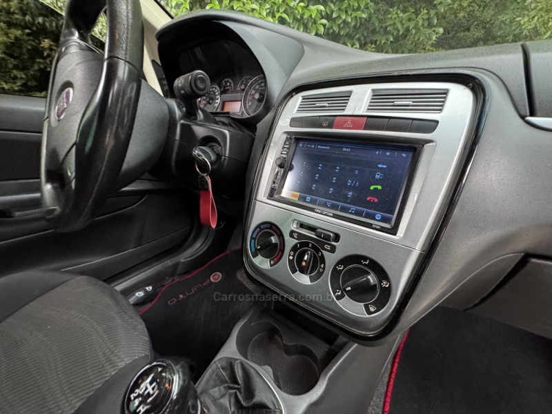 PUNTO 1.4 ELX 8V FLEX 4P MANUAL - 2010 - CAXIAS DO SUL