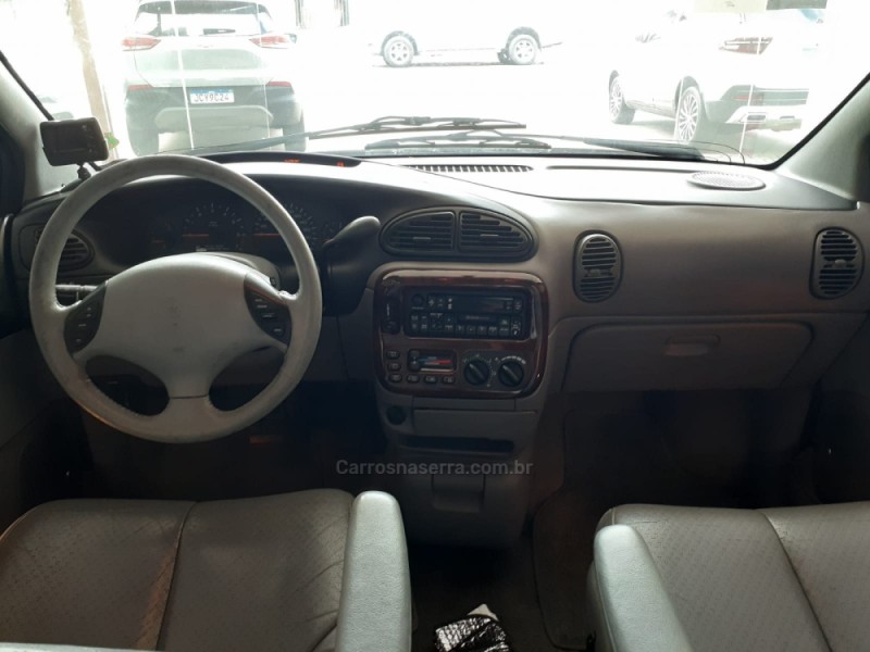 CARAVAN 3.8 LX 4X4 V6 12V GASOLINA 4P AUTOMÁTICO - 2000 - CANELA