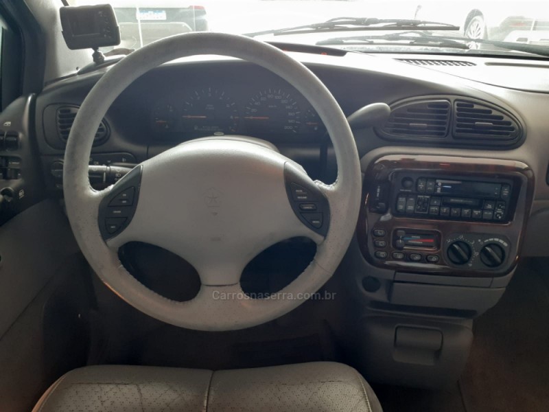 CARAVAN 3.8 LX 4X4 V6 12V GASOLINA 4P AUTOMÁTICO - 2000 - CANELA