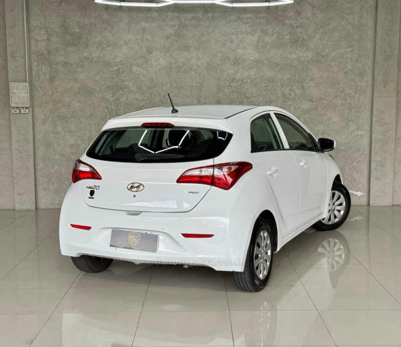 HB20 1.0 COMFORT 12V FLEX 4P MANUAL - 2015 - CAXIAS DO SUL