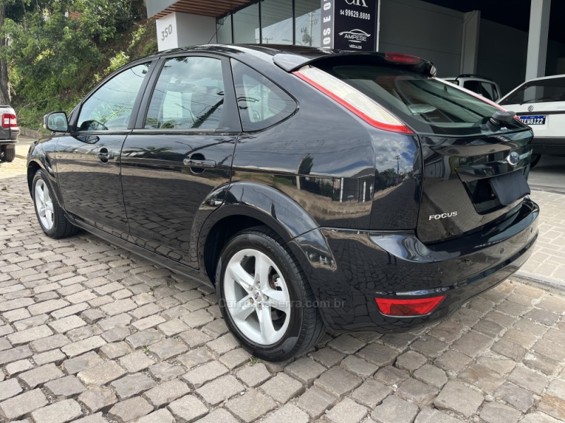 FOCUS 2.0 GLX 16V FLEX 4P MANUAL - 2011 - VERANóPOLIS