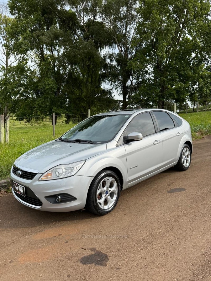 FOCUS 2.0 TITANIUM 16V FLEX 4P AUTOMÁTICO - 2012 - IBIRAIARAS