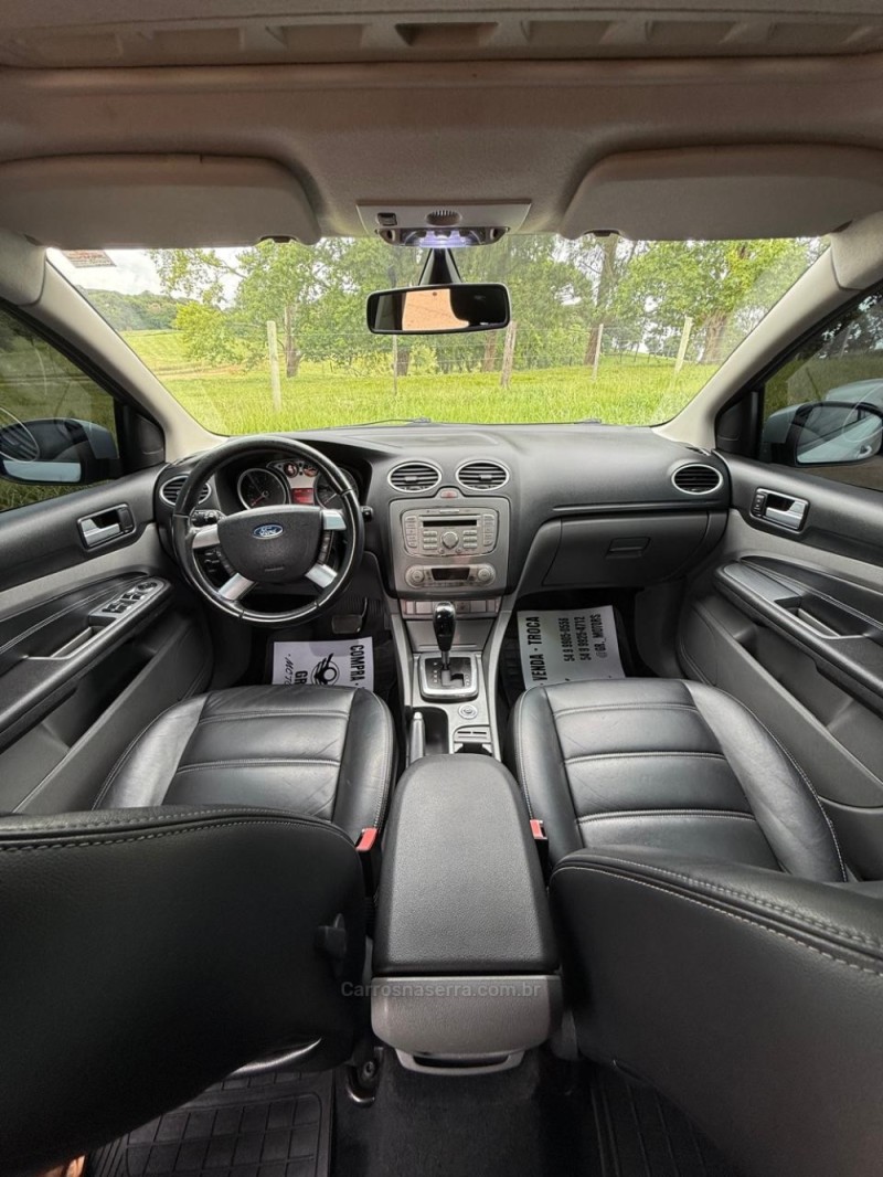 FOCUS 2.0 TITANIUM 16V FLEX 4P AUTOMÁTICO - 2012 - IBIRAIARAS