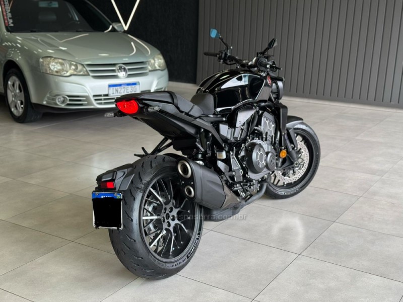 CB 1000R BLACK EDITION ABS - 2022 - DOIS IRMãOS