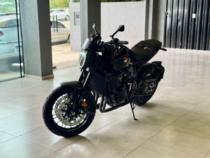 CB 1000R BLACK EDITION ABS - 2022 - DOIS IRMãOS