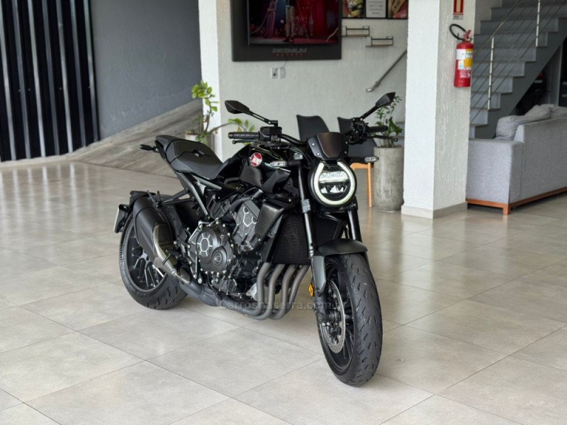 cb 1000r black edition abs 2022 dois irmaos