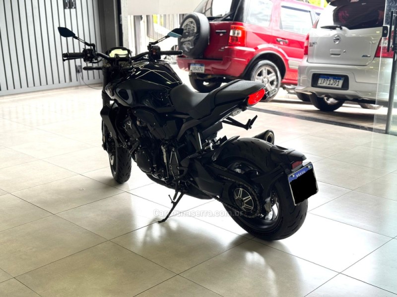 CB 1000R BLACK EDITION ABS - 2022 - DOIS IRMãOS