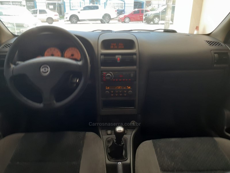 ASTRA  - 2006 - CANELA