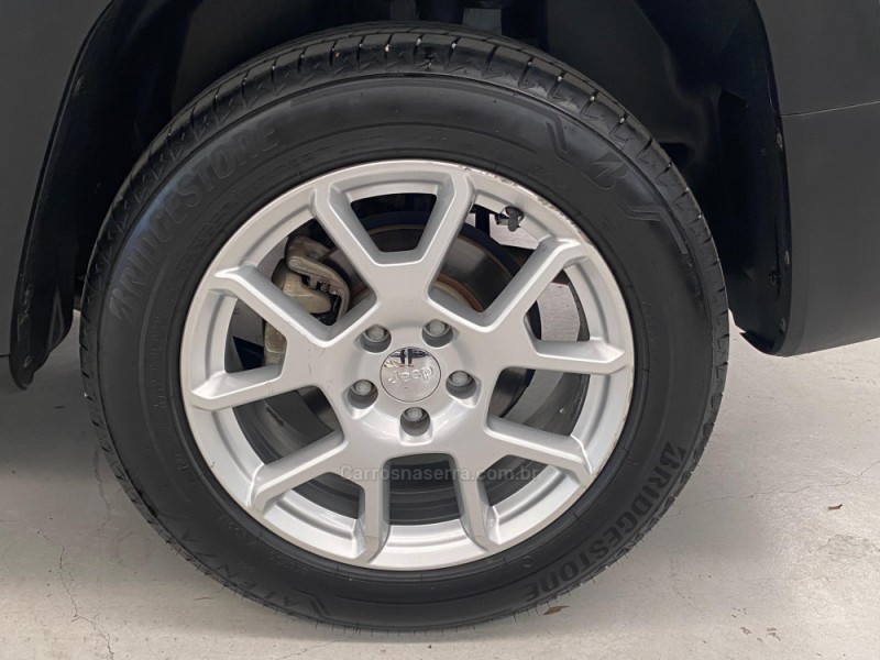 RENEGADE 1.8 16V FLEX 4P AUTOMÁTICO - 2019 - BENTO GONçALVES