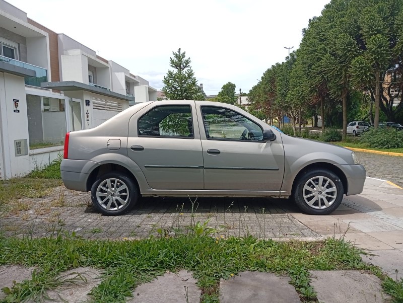 LOGAN 1.0 EXPRESSION 16V FLEX 4P MANUAL - 2010 - FARROUPILHA