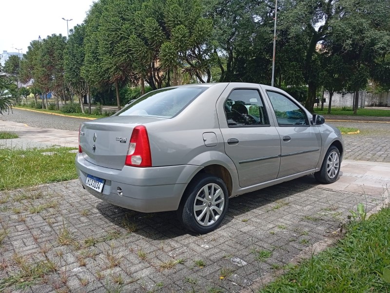 LOGAN 1.0 EXPRESSION 16V FLEX 4P MANUAL - 2010 - FARROUPILHA