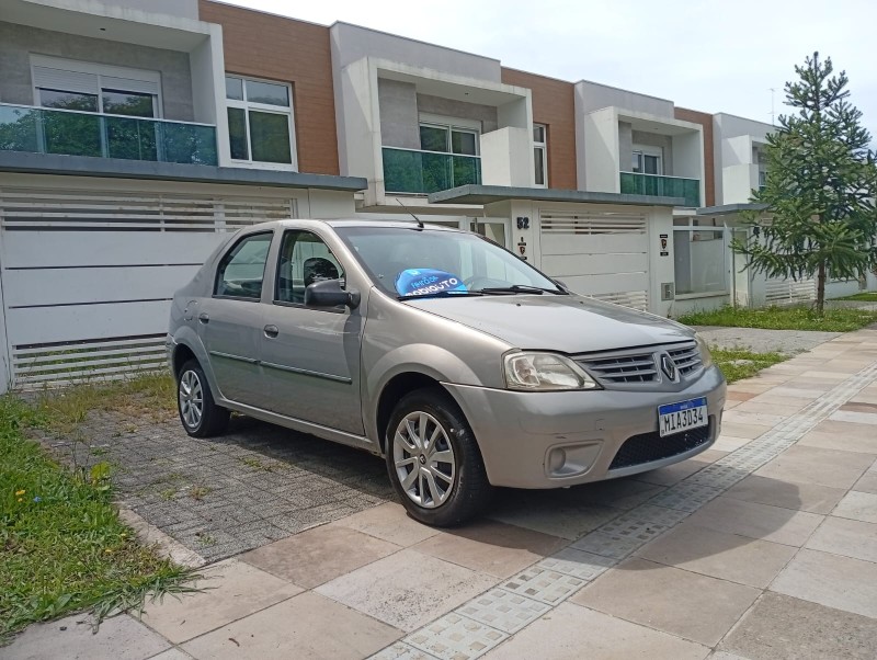 LOGAN 1.0 EXPRESSION 16V FLEX 4P MANUAL - 2010 - FARROUPILHA