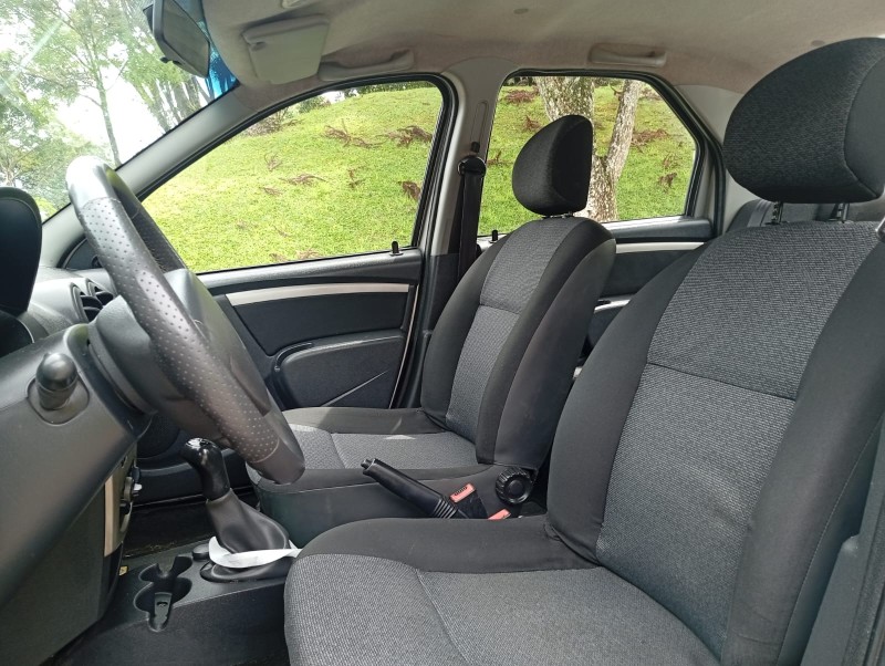 LOGAN 1.0 EXPRESSION 16V FLEX 4P MANUAL - 2010 - FARROUPILHA